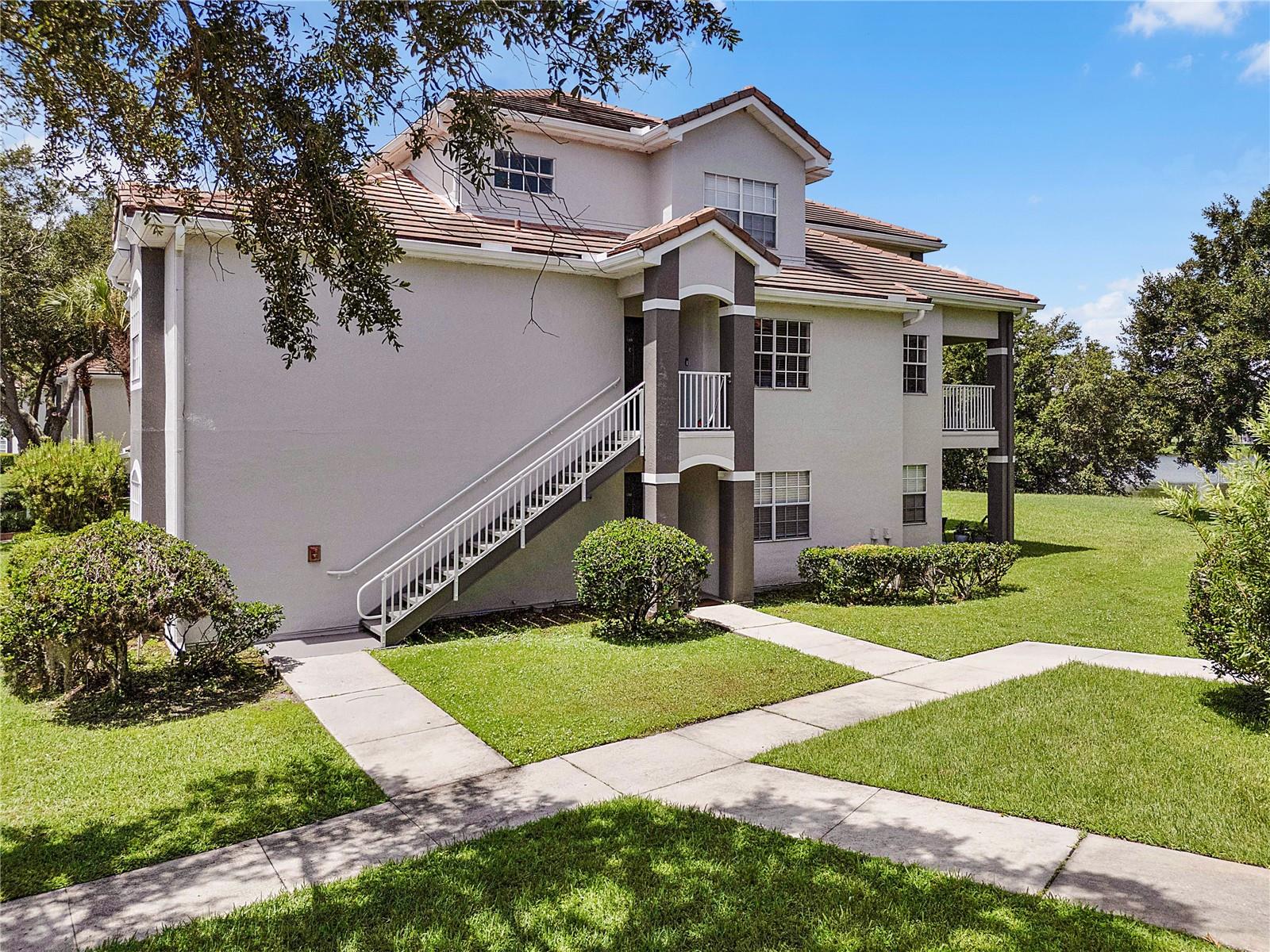 13929 Fairway Island Drive 818 — photo