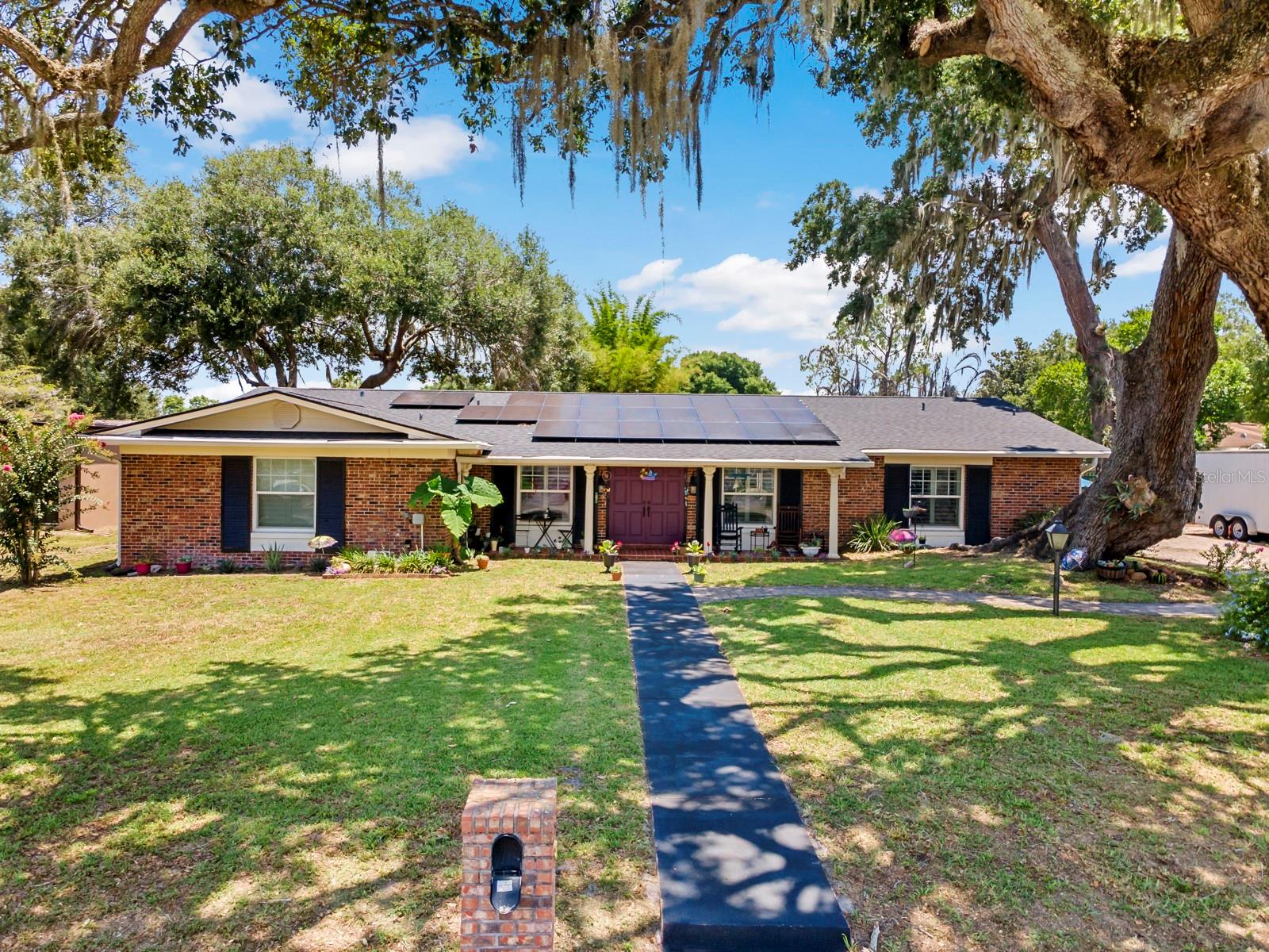 802 Hastings Drive — photo