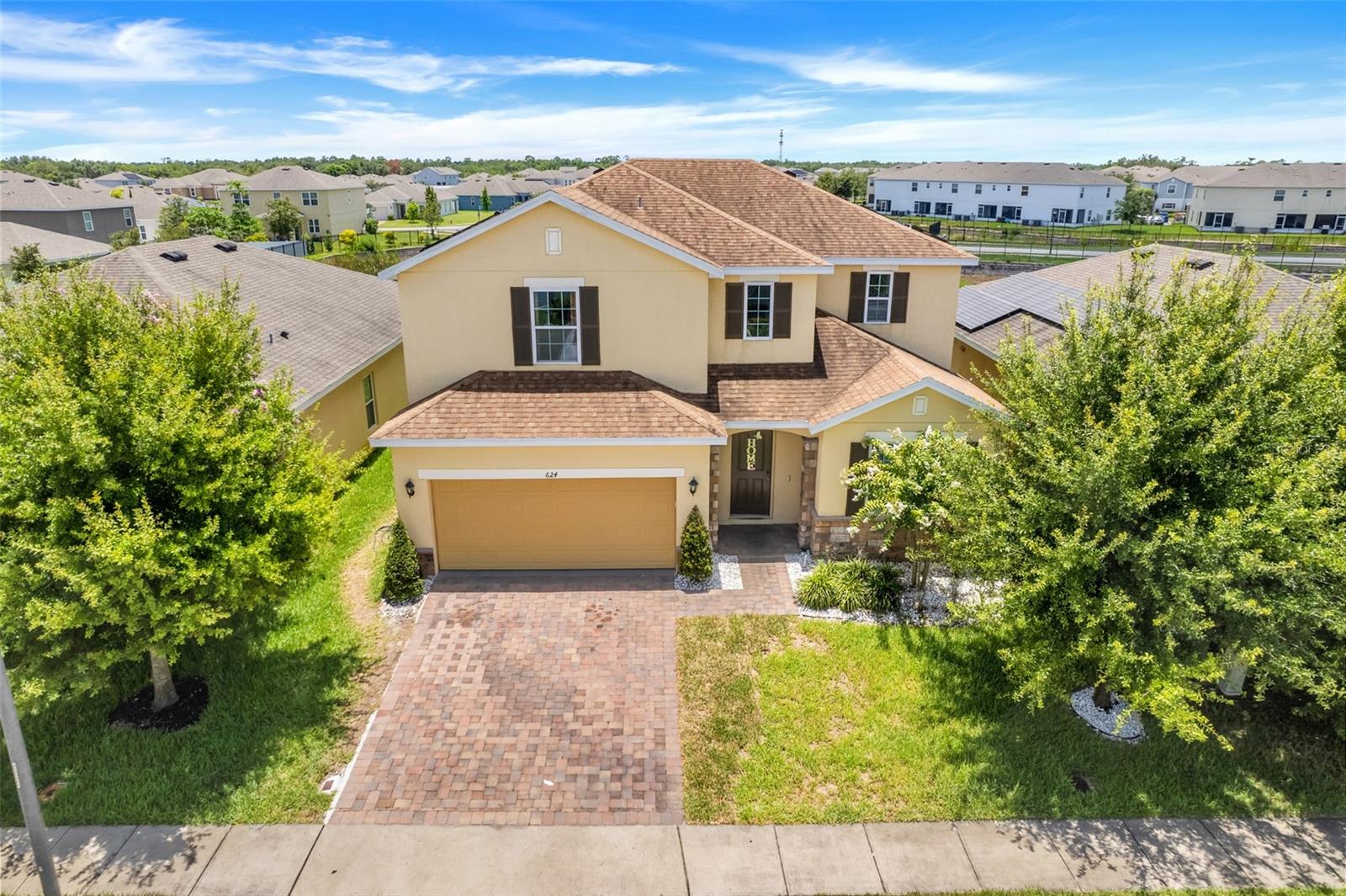 624 Sardinia Circle — photo