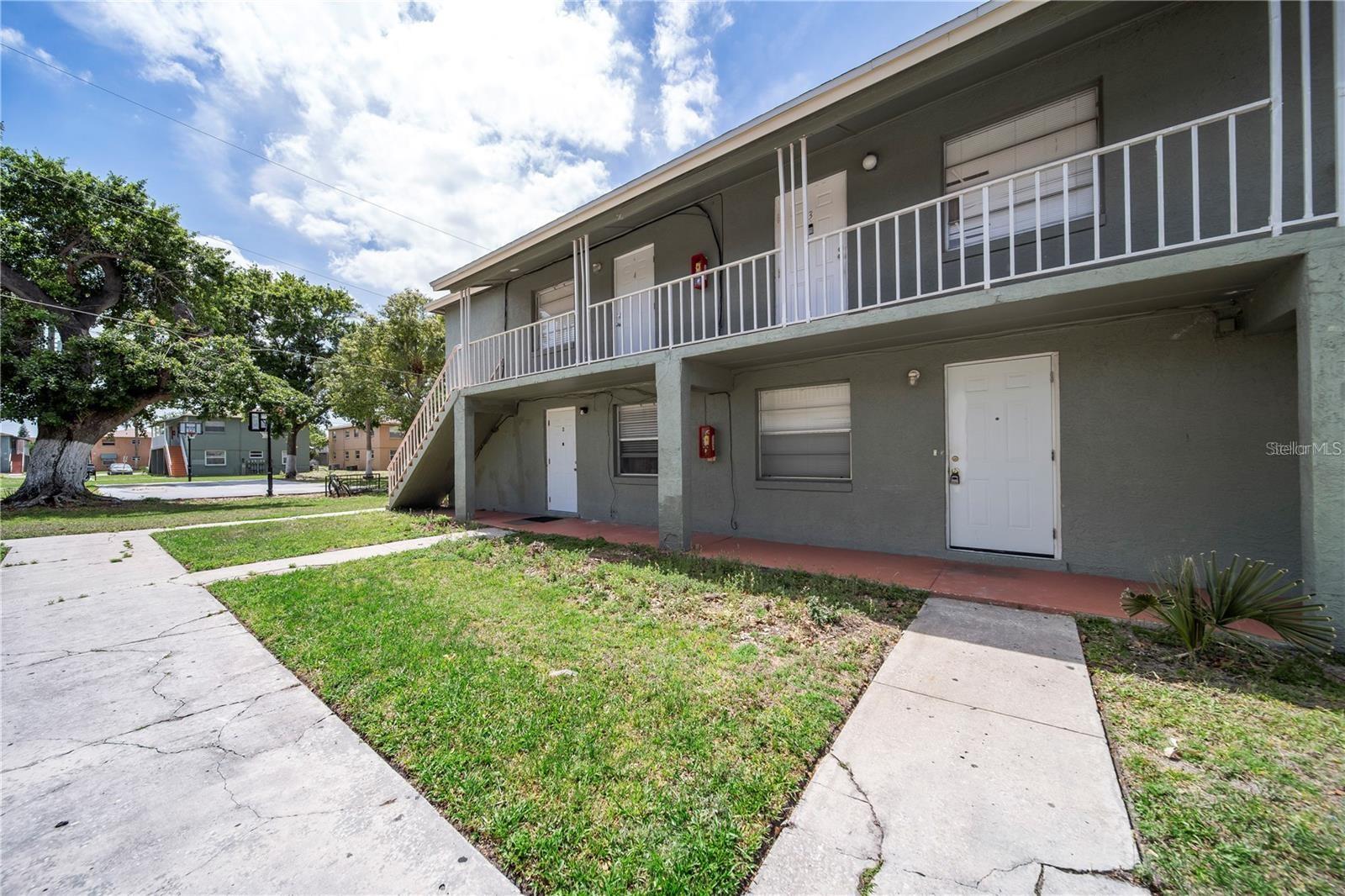702 Michigan Court 1 — photo