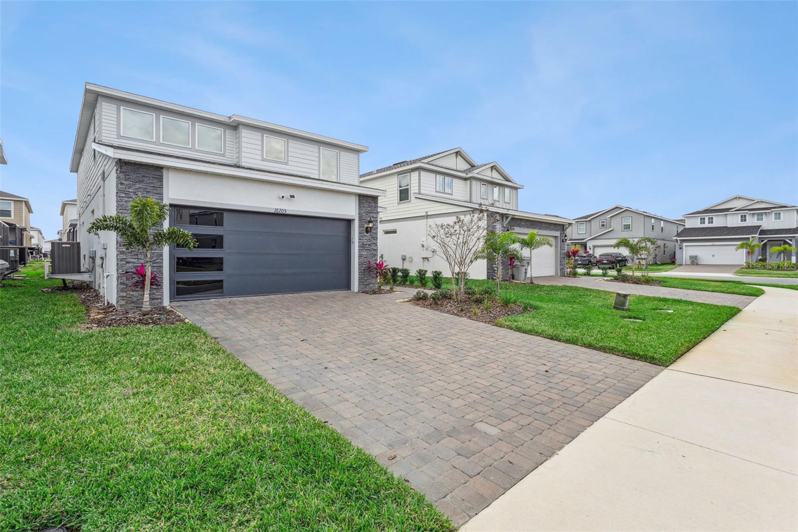 16205 Saint Kitts Circle — photo