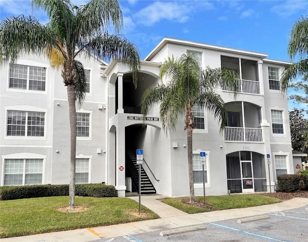 2302 Butterfly Palm Way 301 — photo
