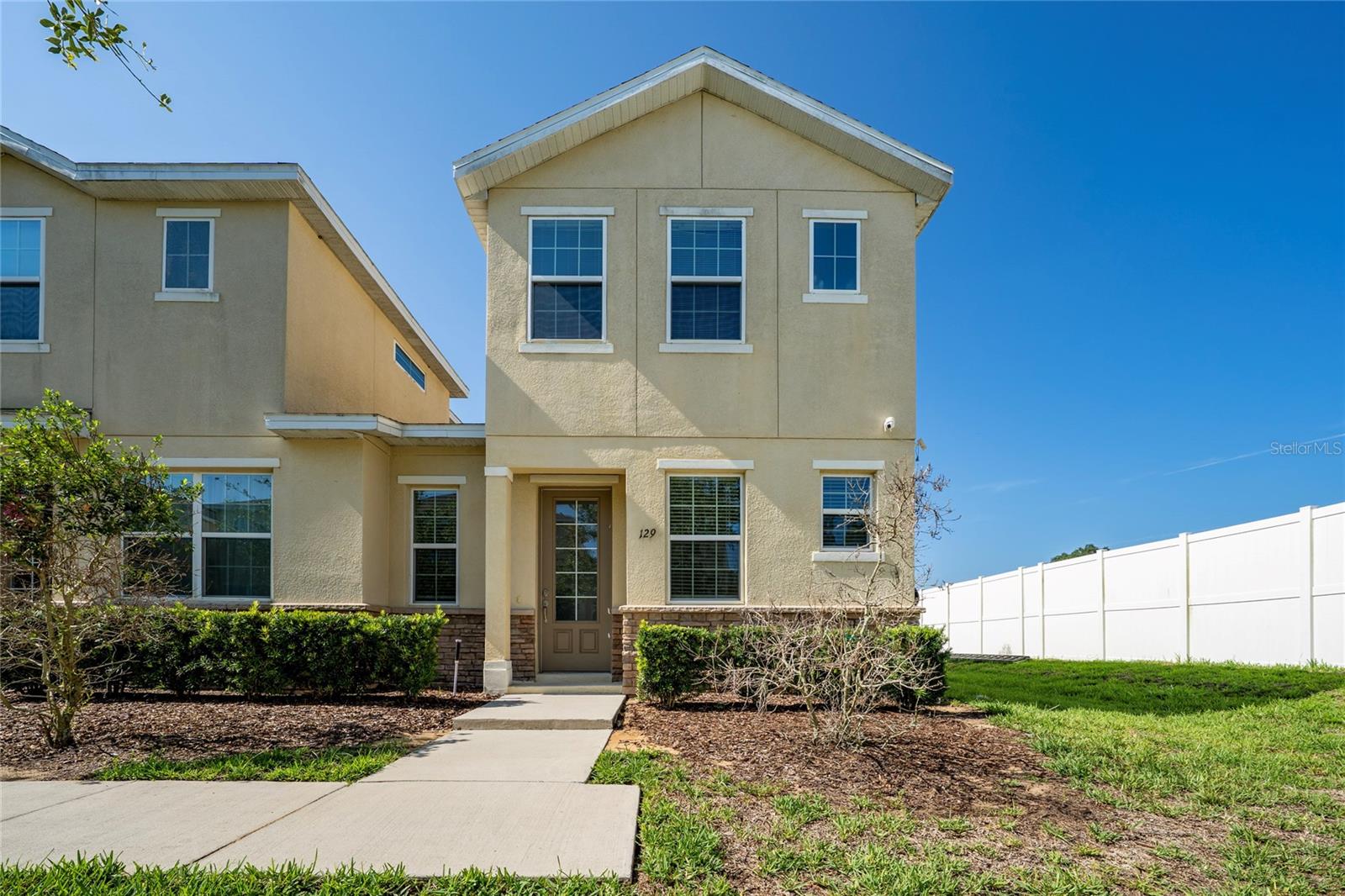 129 Holly Village Drive — photo