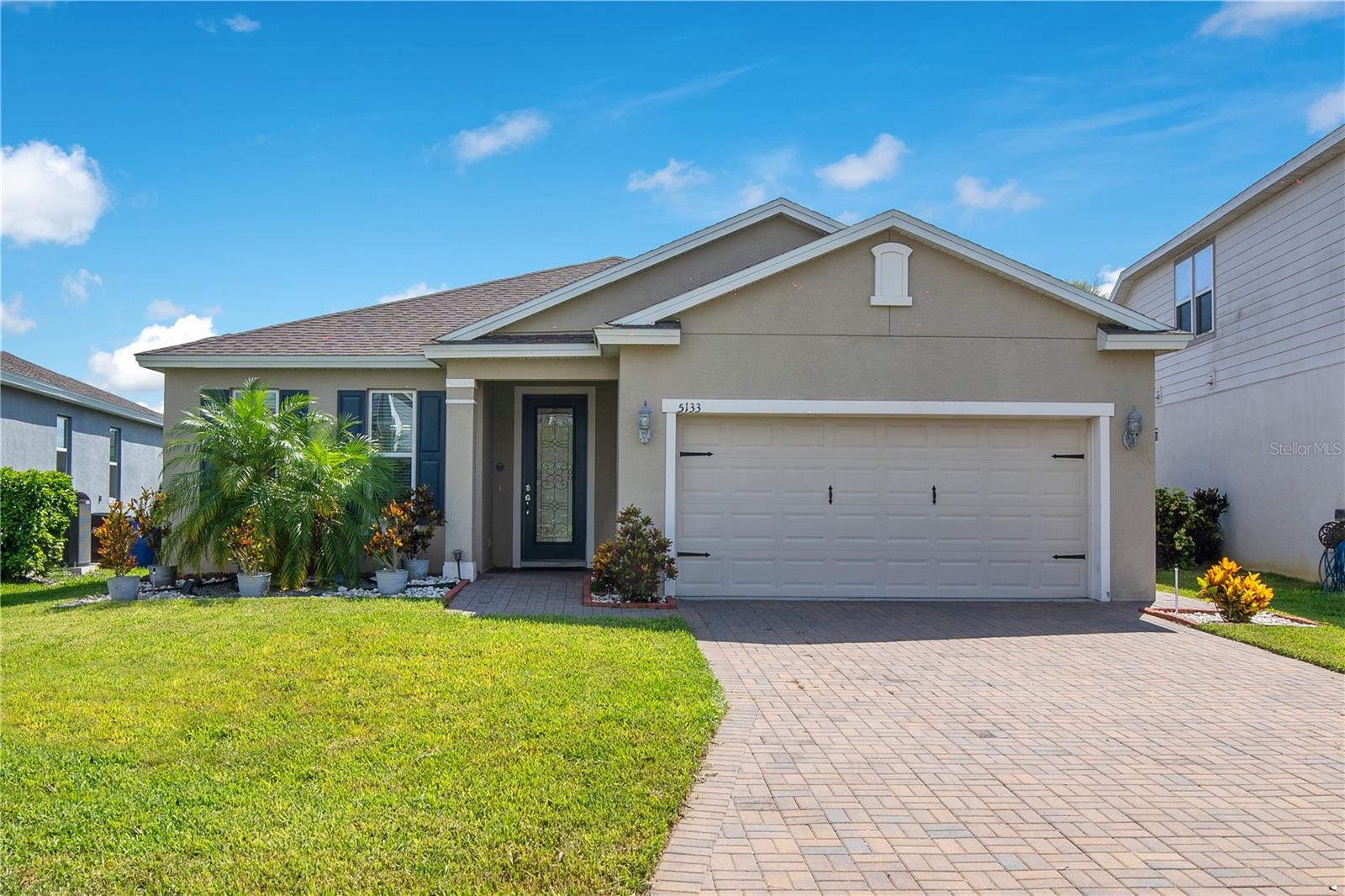 5133 Chickadee Street — photo