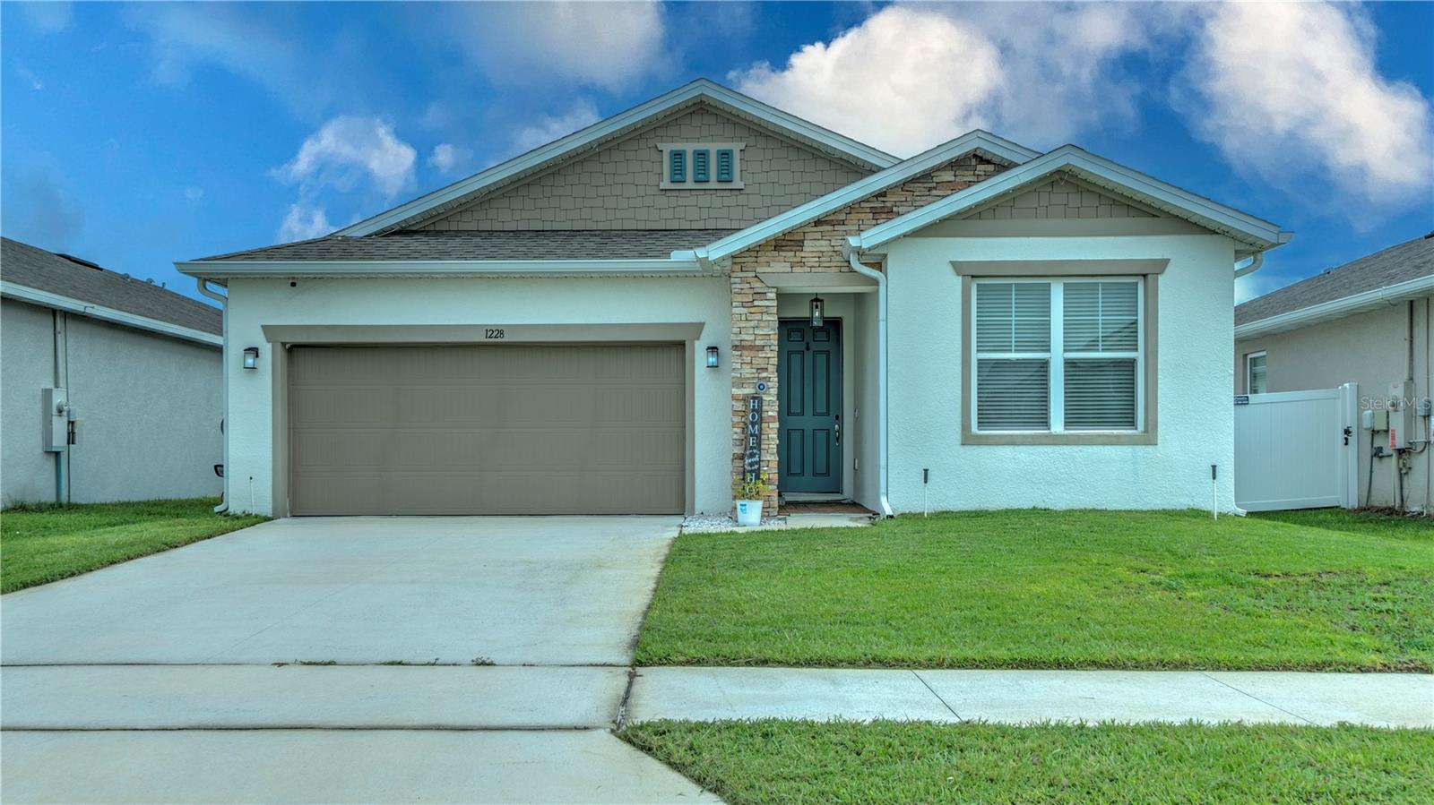 1228 Mattie Pointe Boulevard — photo