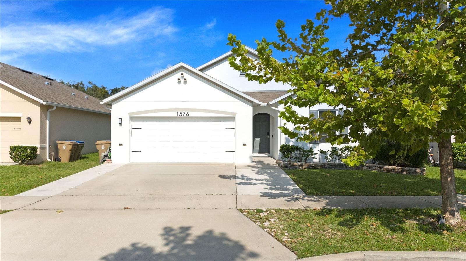 1576 Diamond Loop Drive — photo
