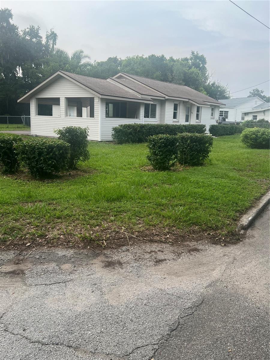 Home in BARTOW, FL 33830 — photo 2