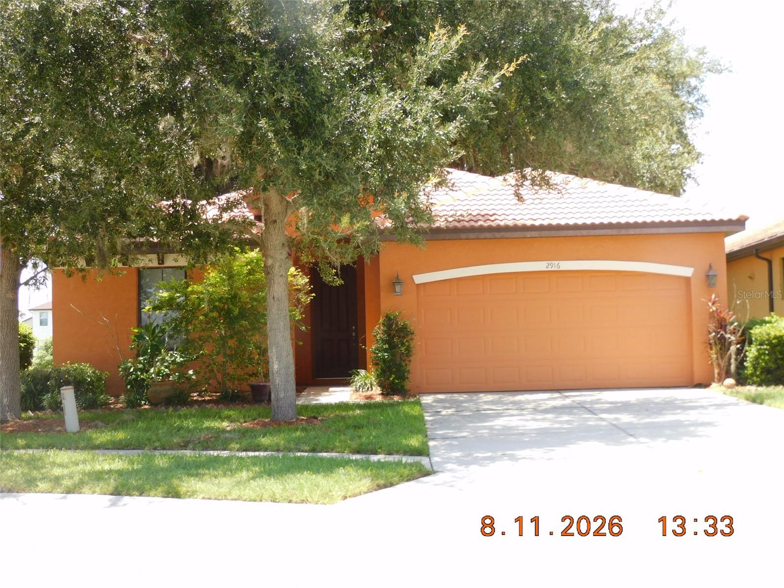 2916 Casabella Drive — photo