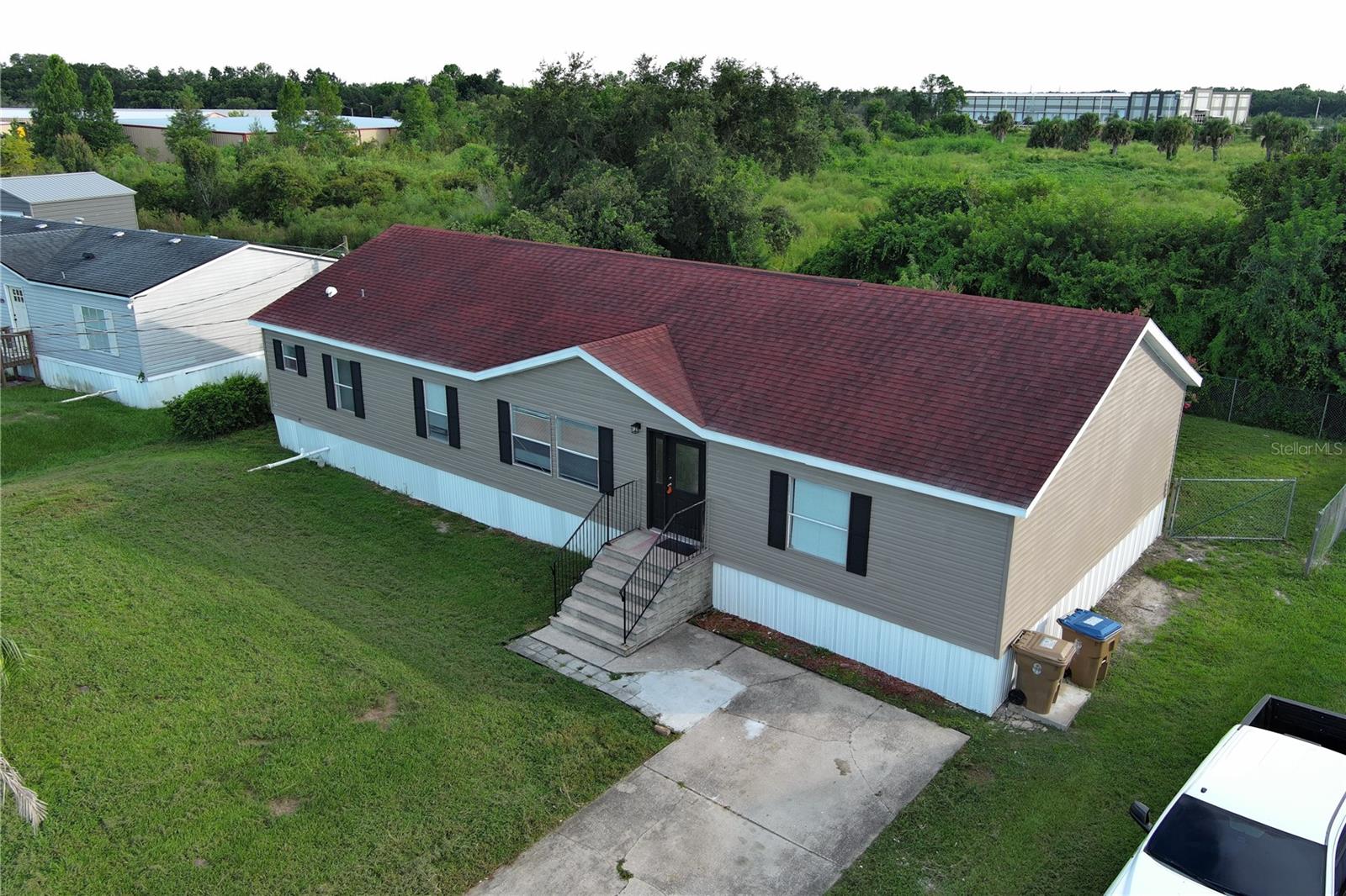 1124 Dara Cay Drive — photo