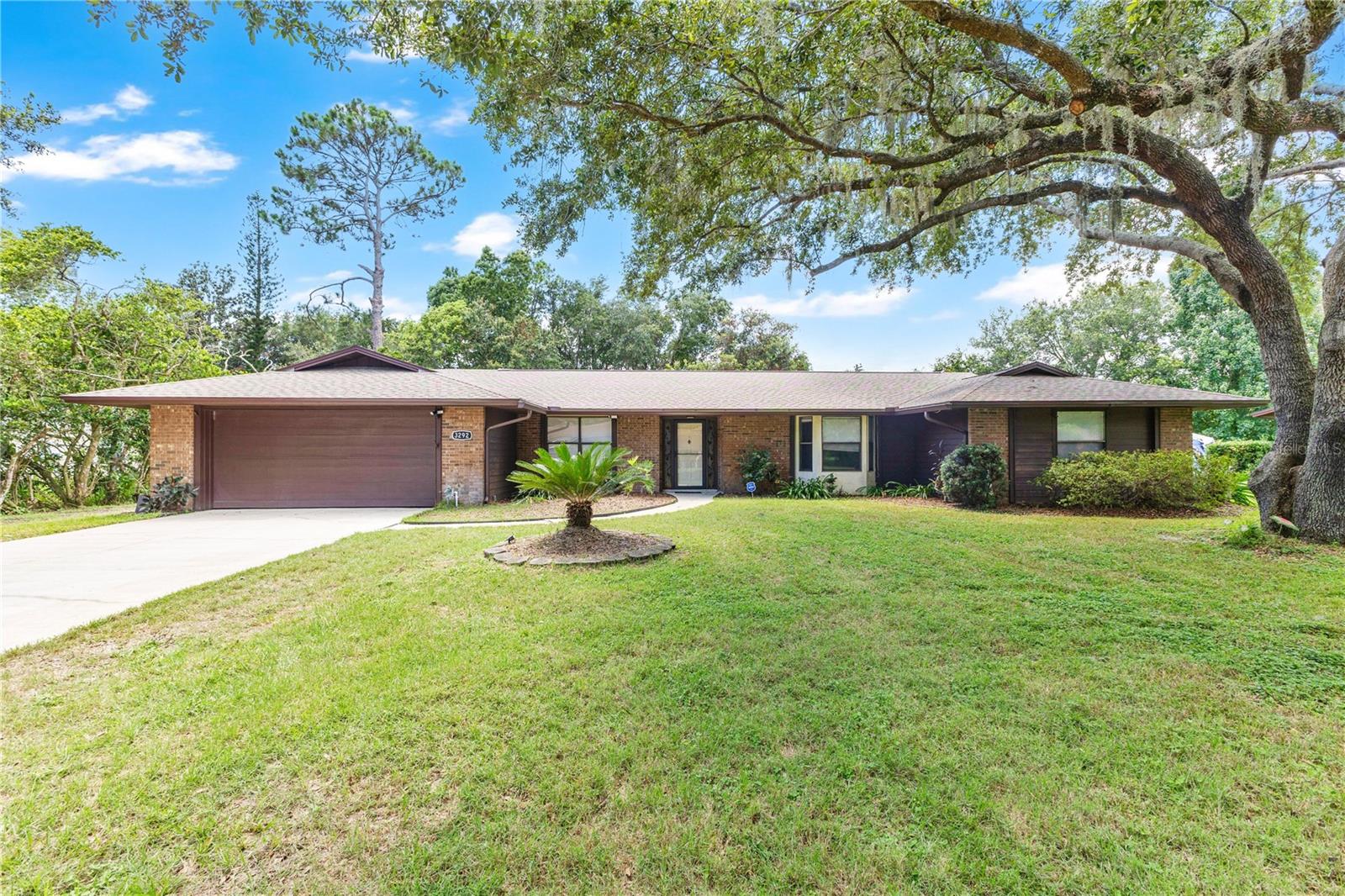 3292 Majestic Oak Drive — photo