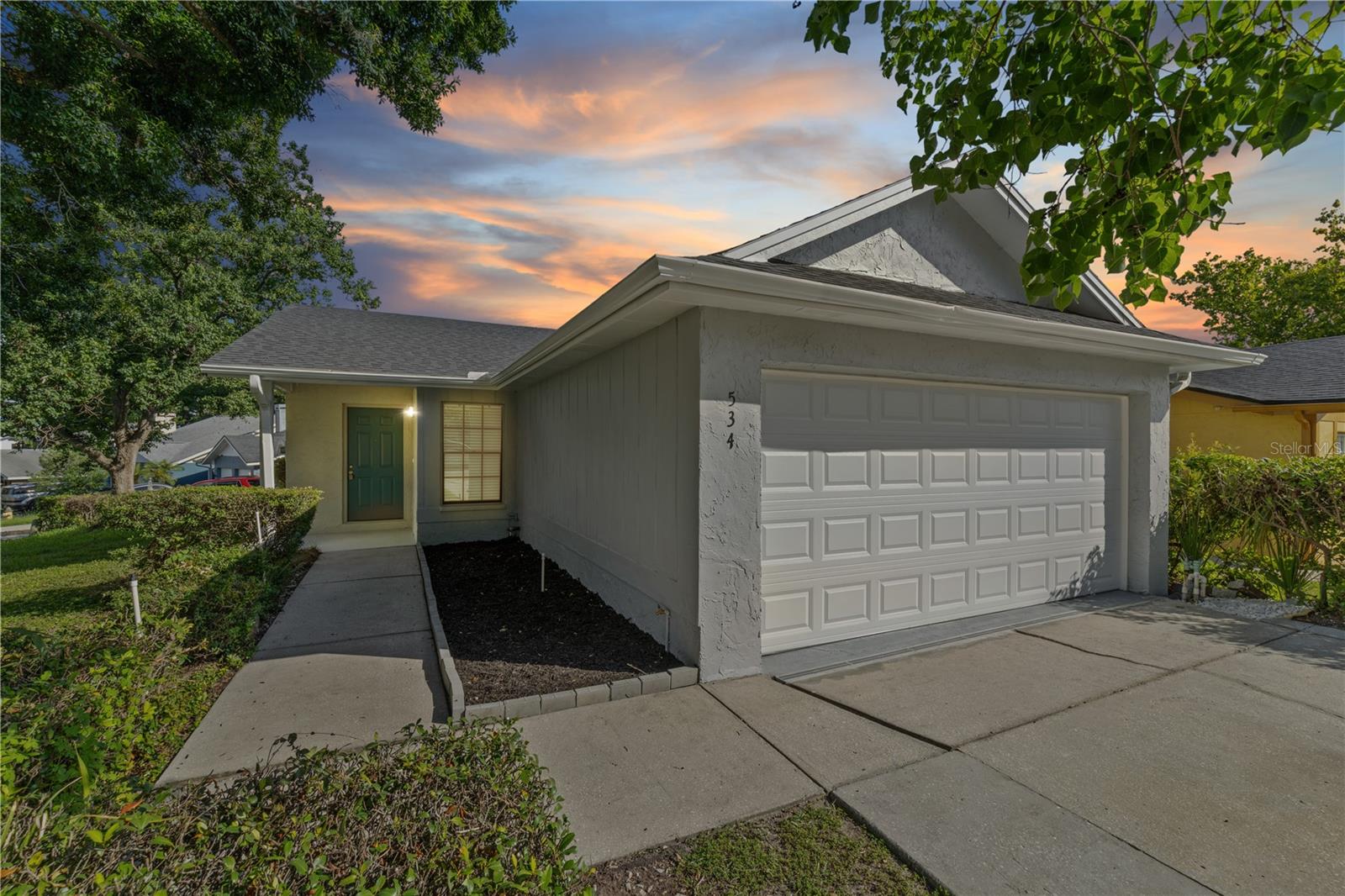 Home in WINTER HAVEN, FL 33884 — photo 2