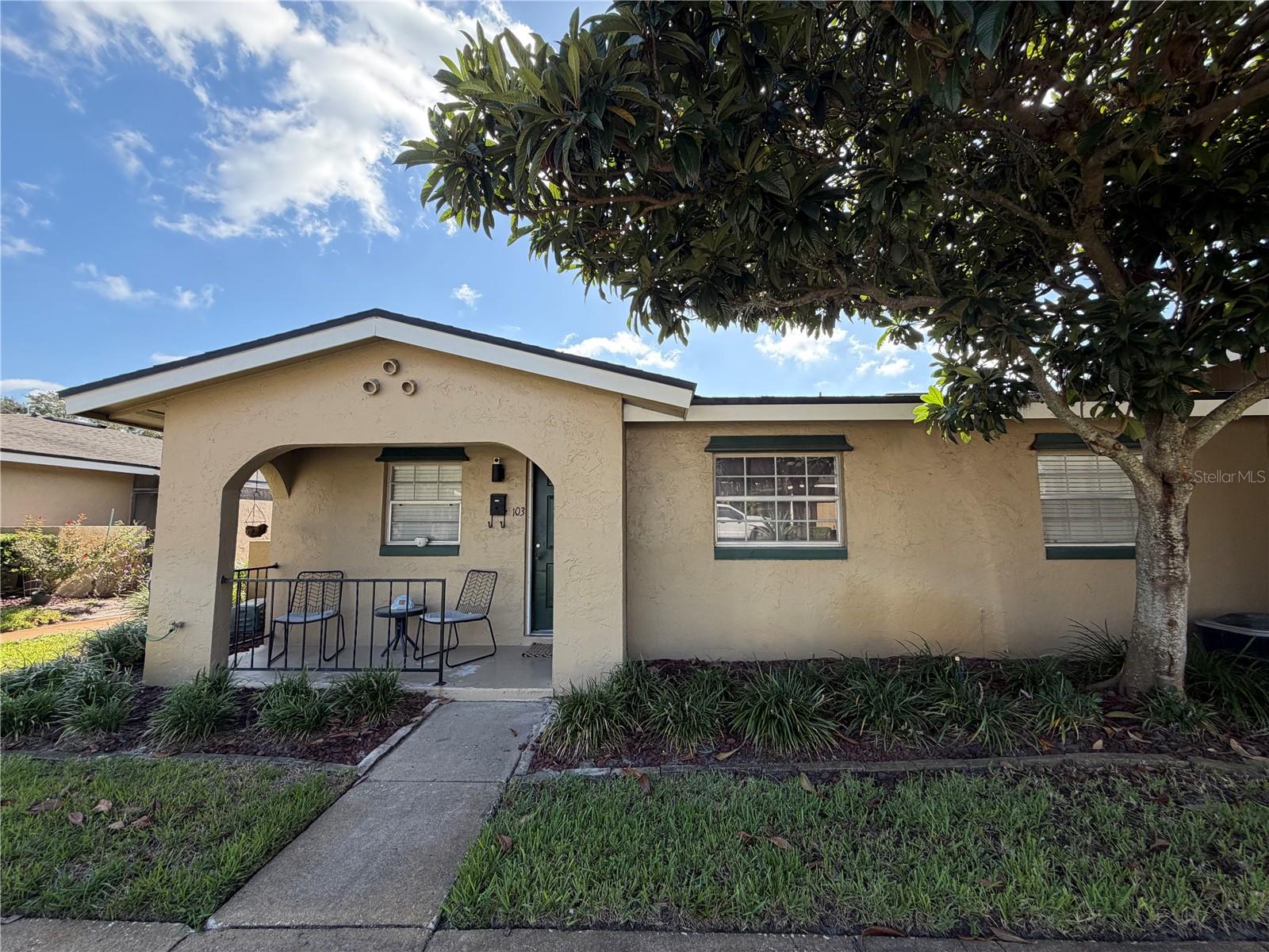 533 Cascade Circle 103 — photo