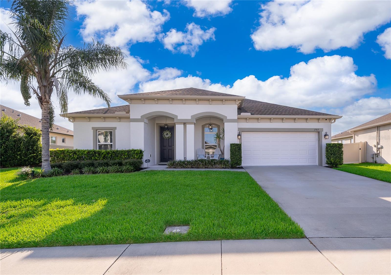 1787 Chatsworth Circle — photo