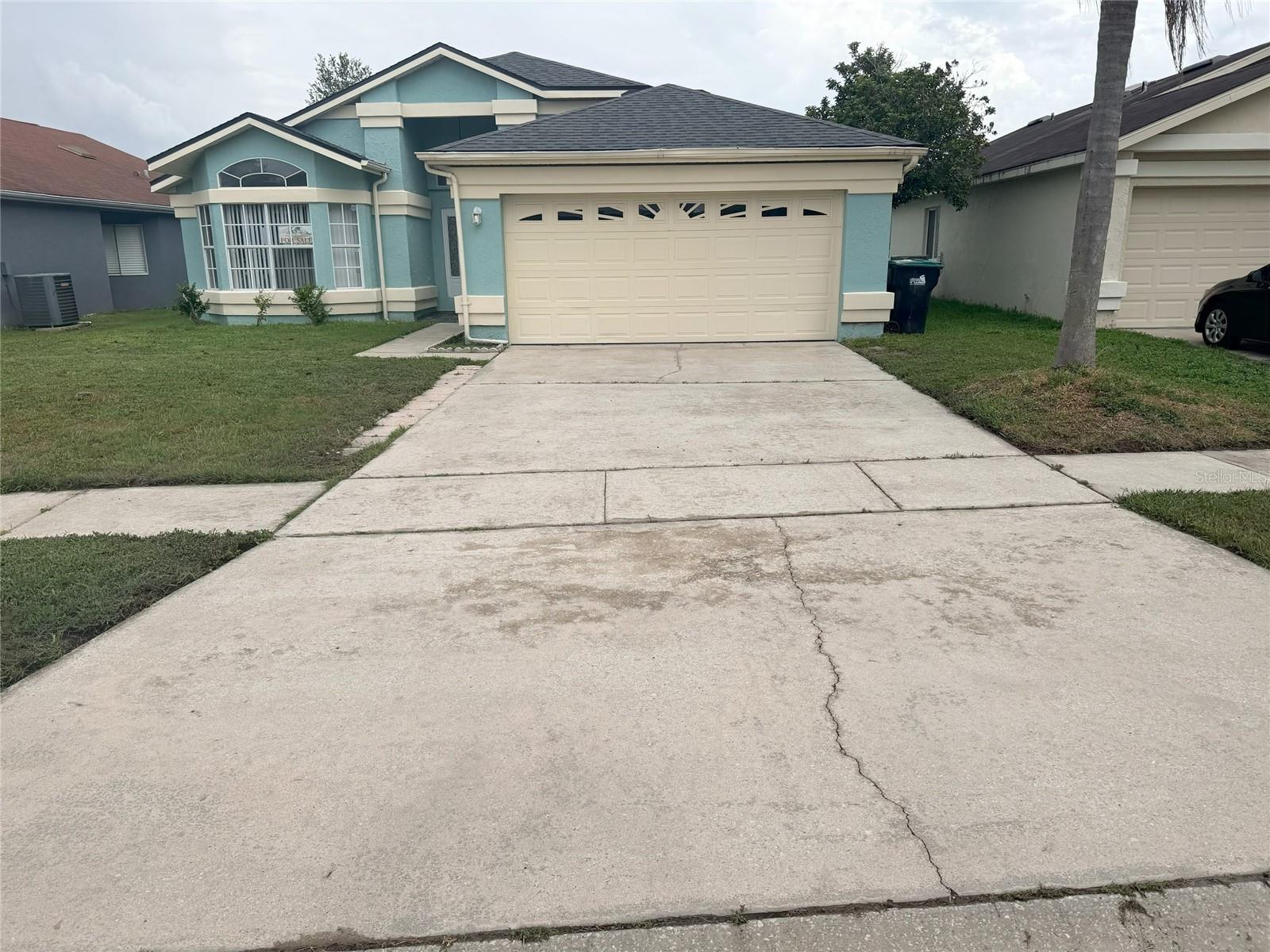 1619 Elmstead Court — photo