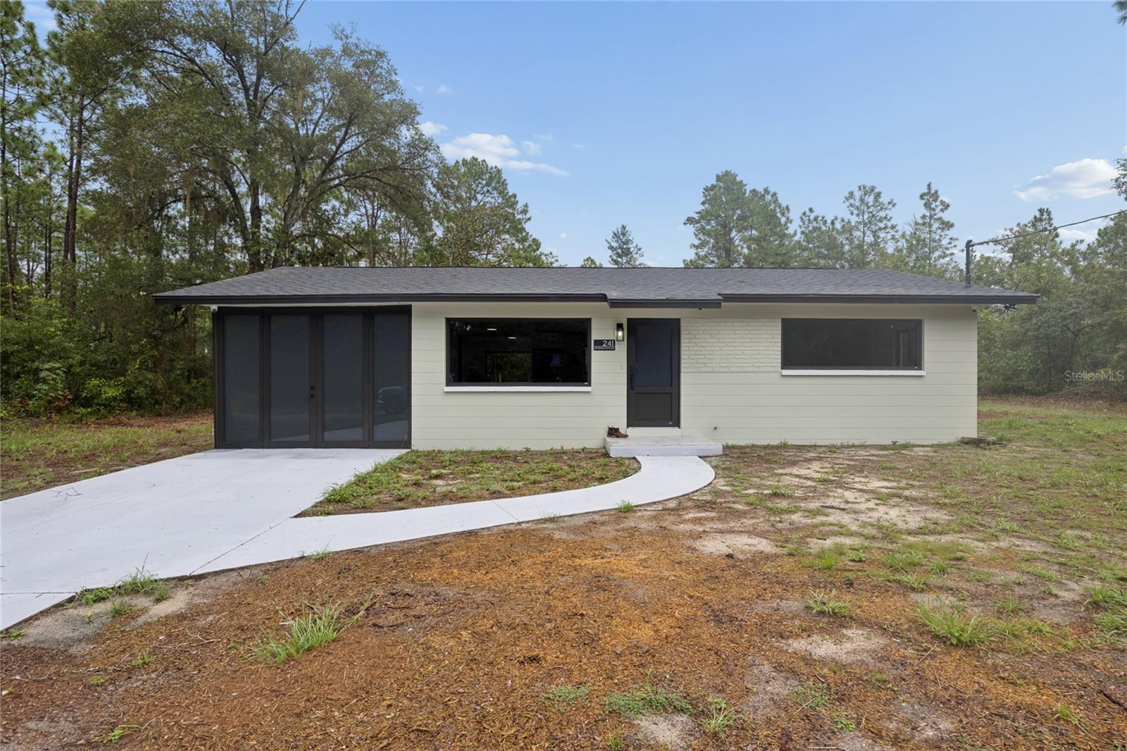 241 SW Buena Vista Road — photo