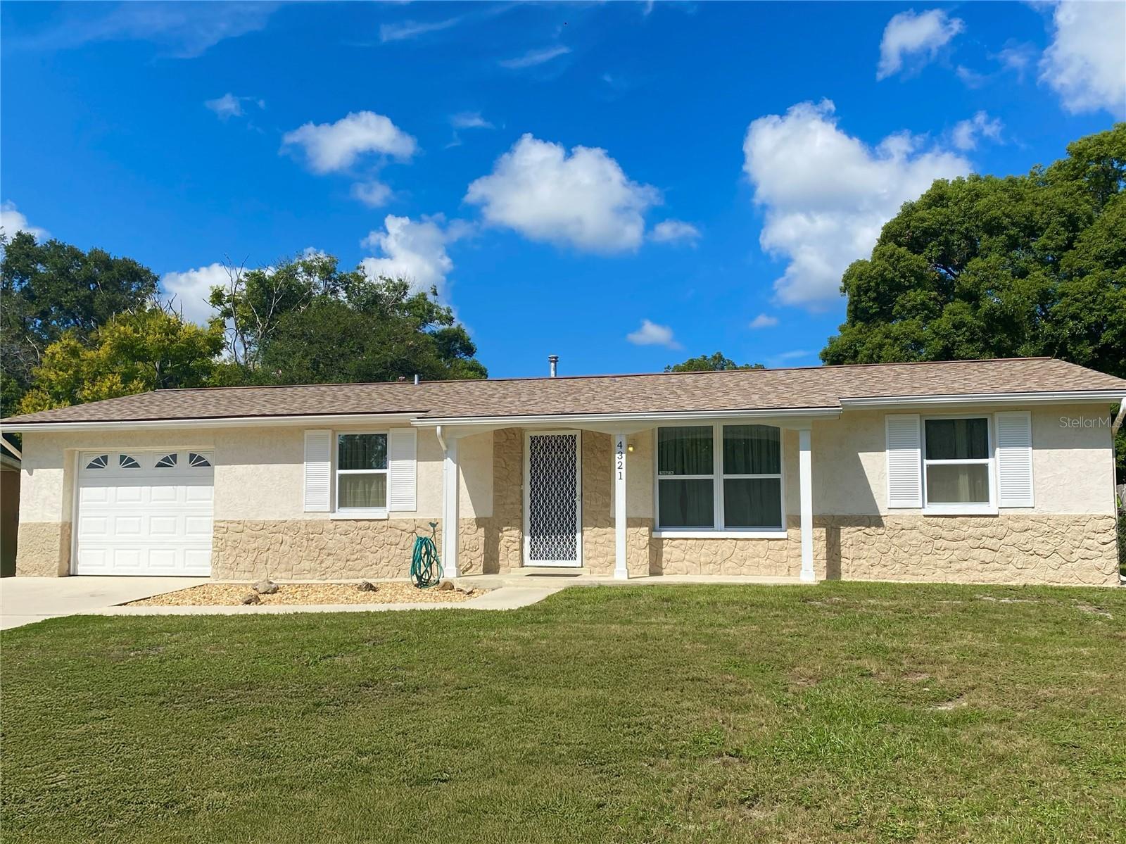 4321 Peacock Road — photo