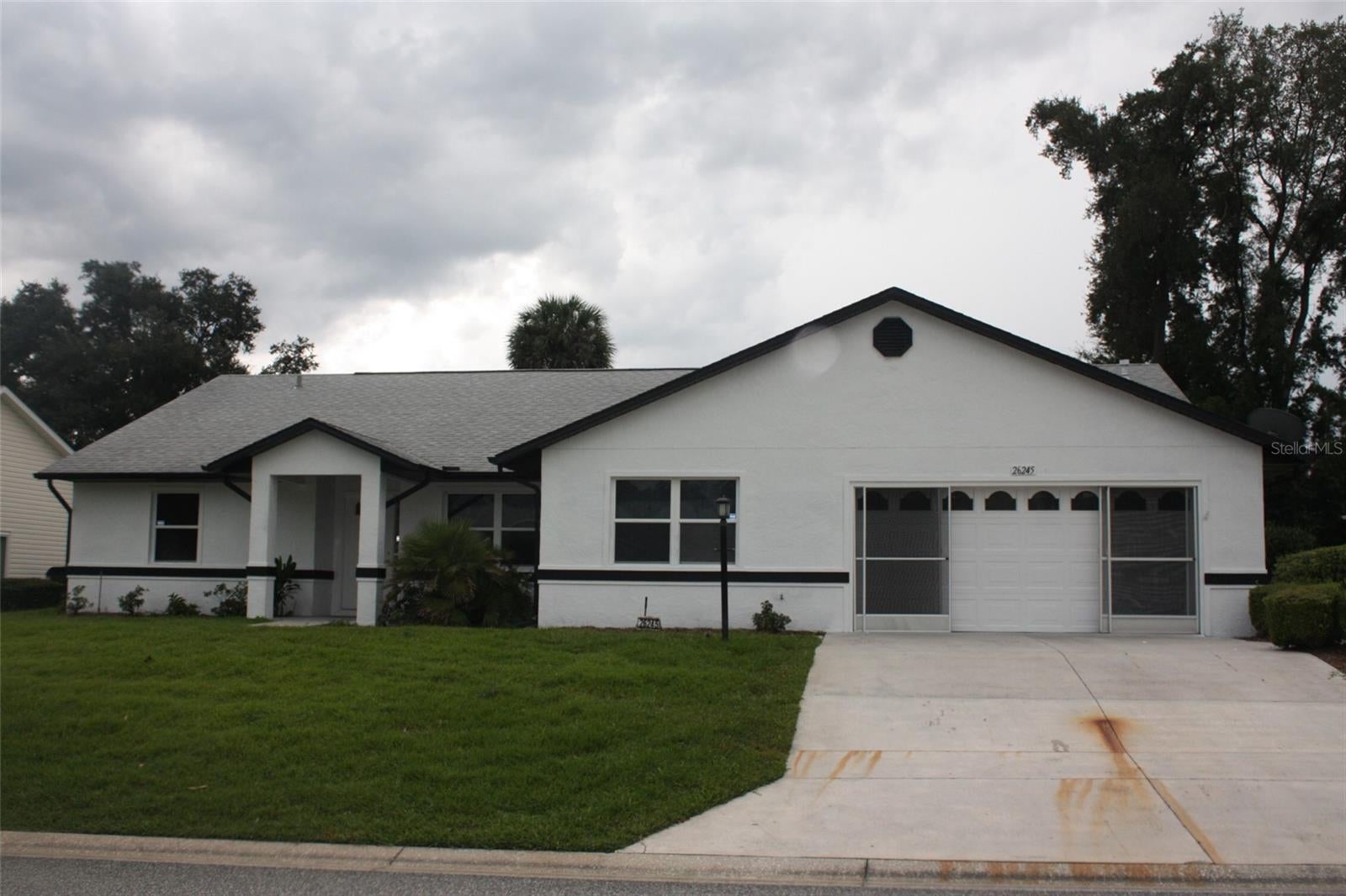 26245 Newcombe Circle — photo