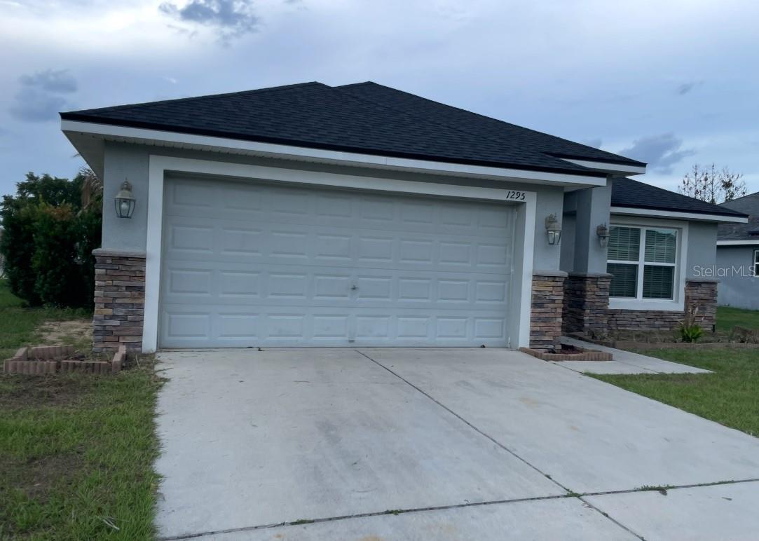 1295 Legatto Loop — photo