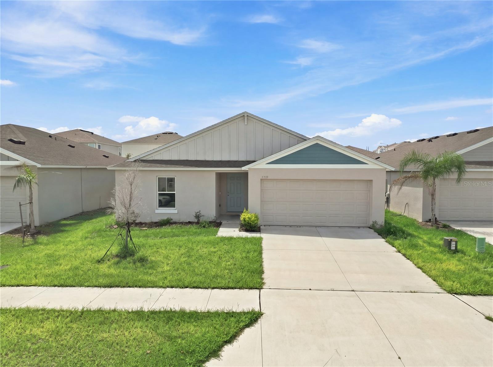 2259 Canyon Oak Dr Drive — photo