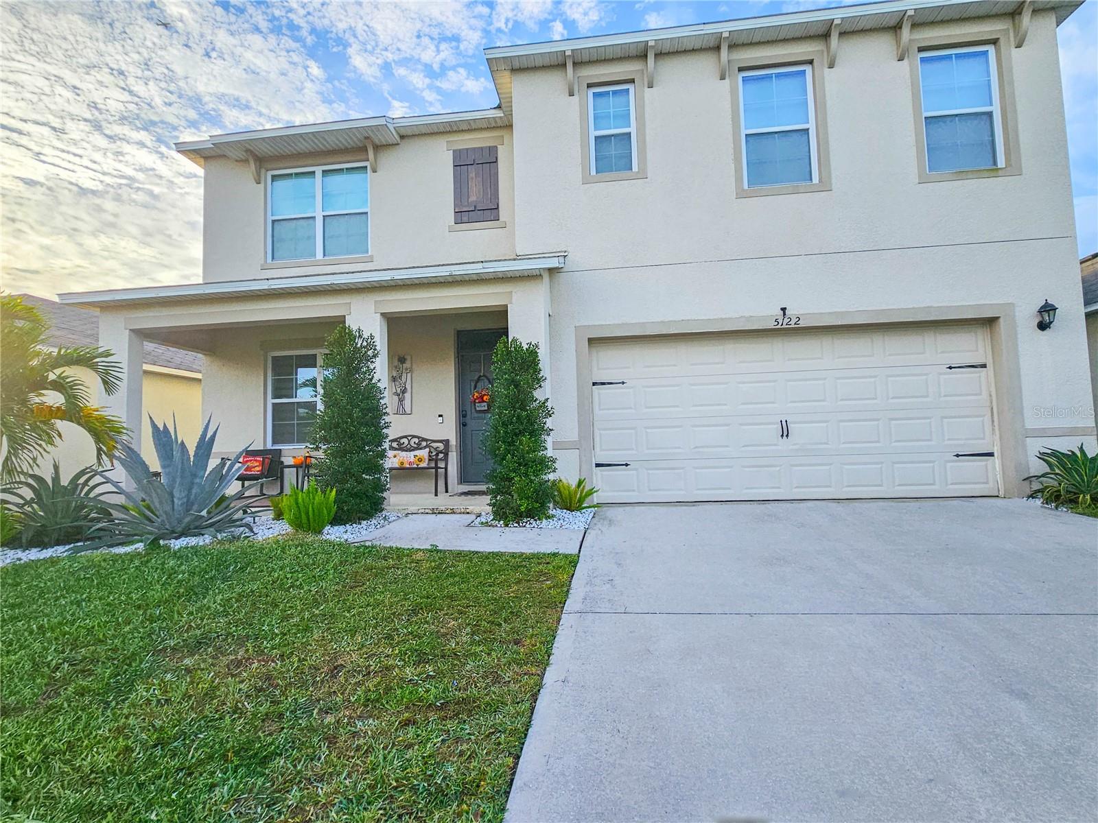 5122 Fiddlewood Way — photo