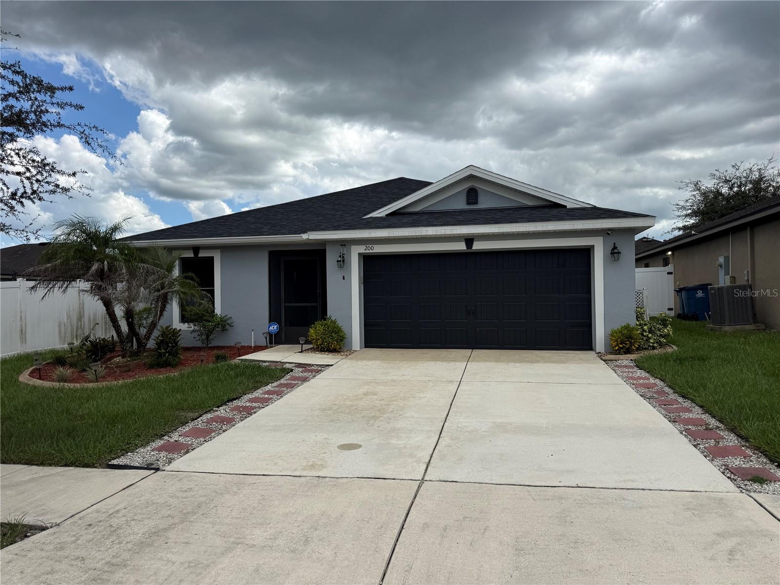 200 Pheasant Drive — photo