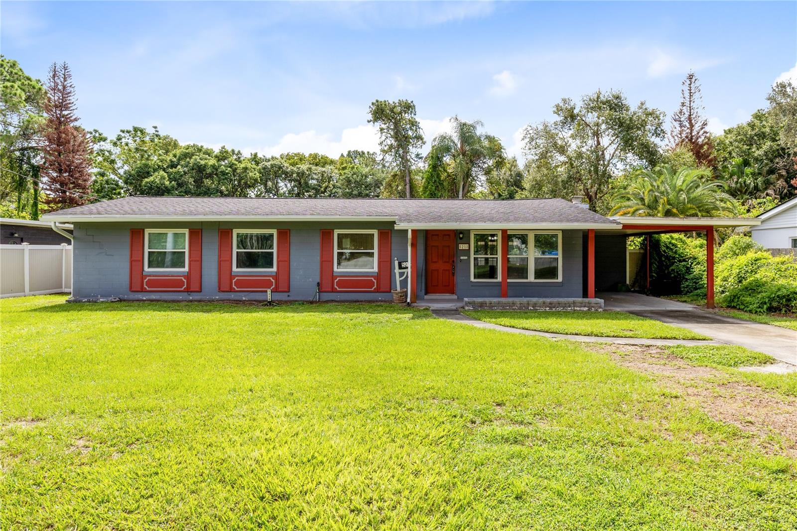 5218 Lake Howell Road — photo