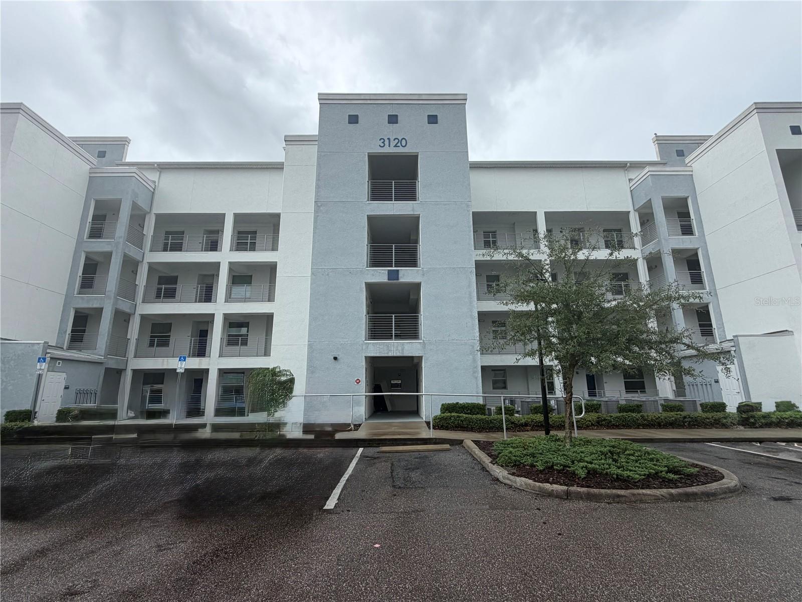 3120 Paradox Circle 307 — photo