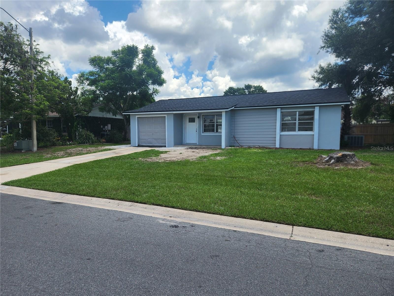 275 Azalea Drive — photo