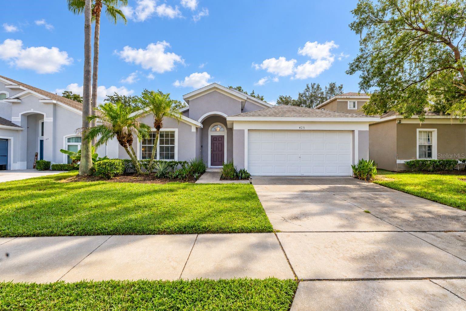 425 Castlemain Circle — photo
