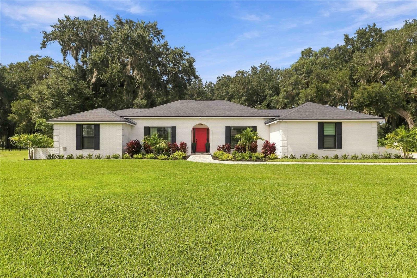 3180 Whisper Wind Dr — photo
