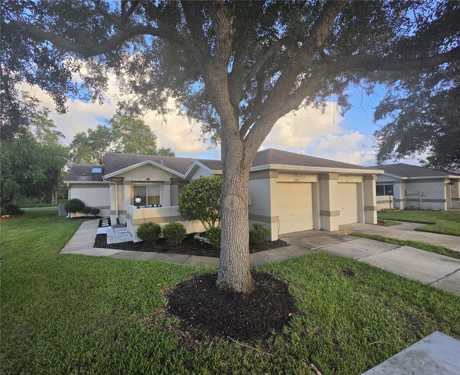 13325 Laver Lane — photo