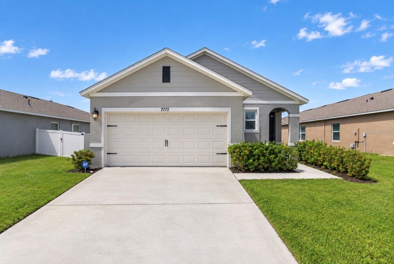 7171 Carib Grackle Drive — photo