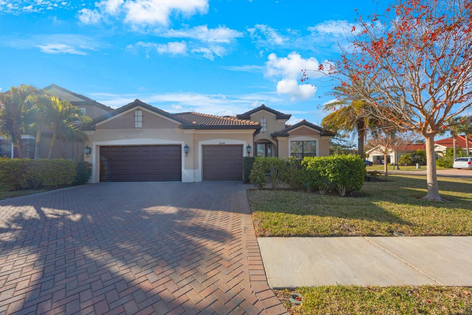 2564 Grand Cypress Boulevard — photo