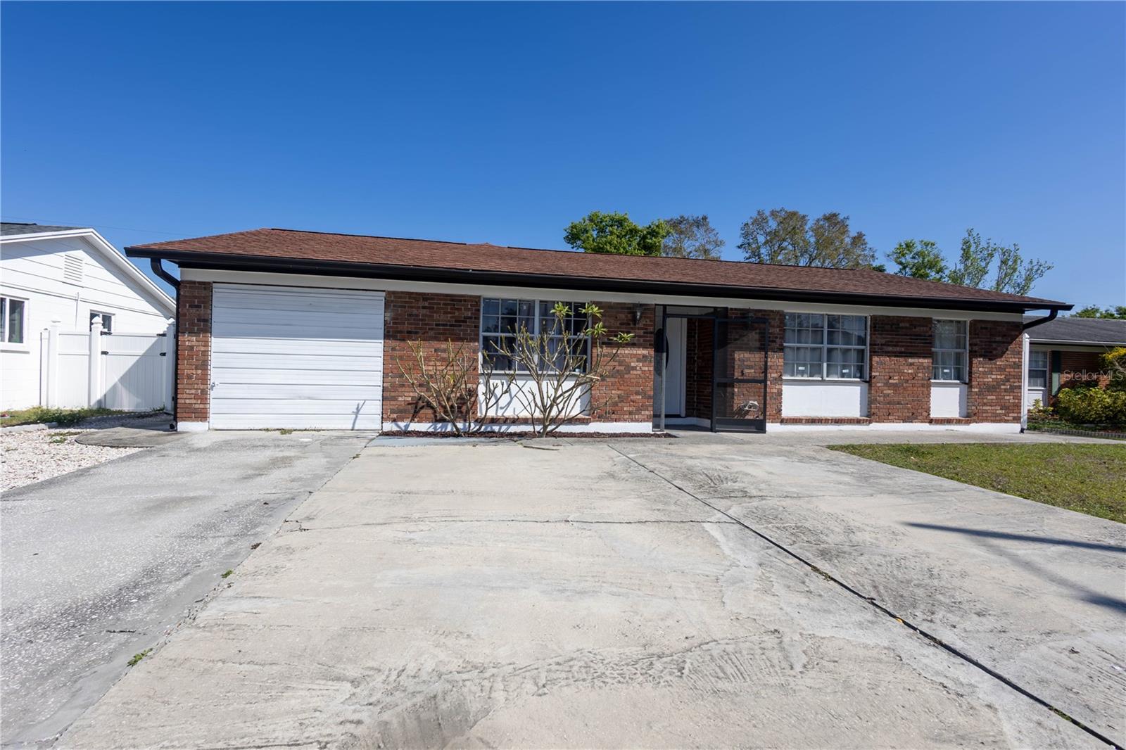 724 Tradewinds Drive — photo