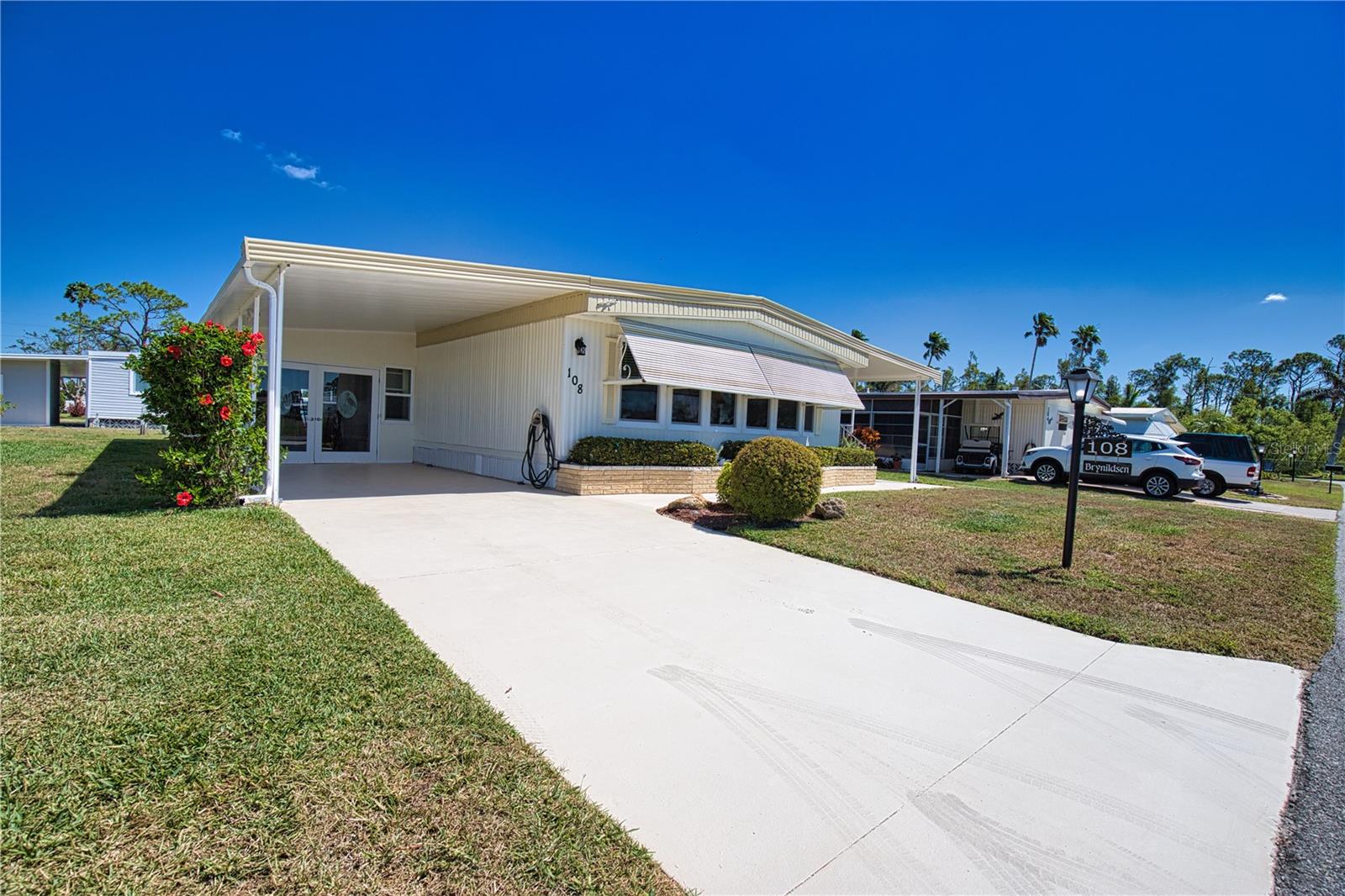 108 la Paloma — photo