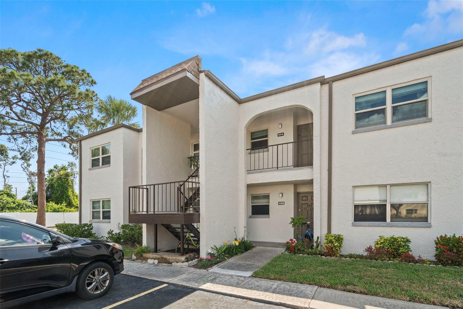 7701 Starkey Road 504 — photo