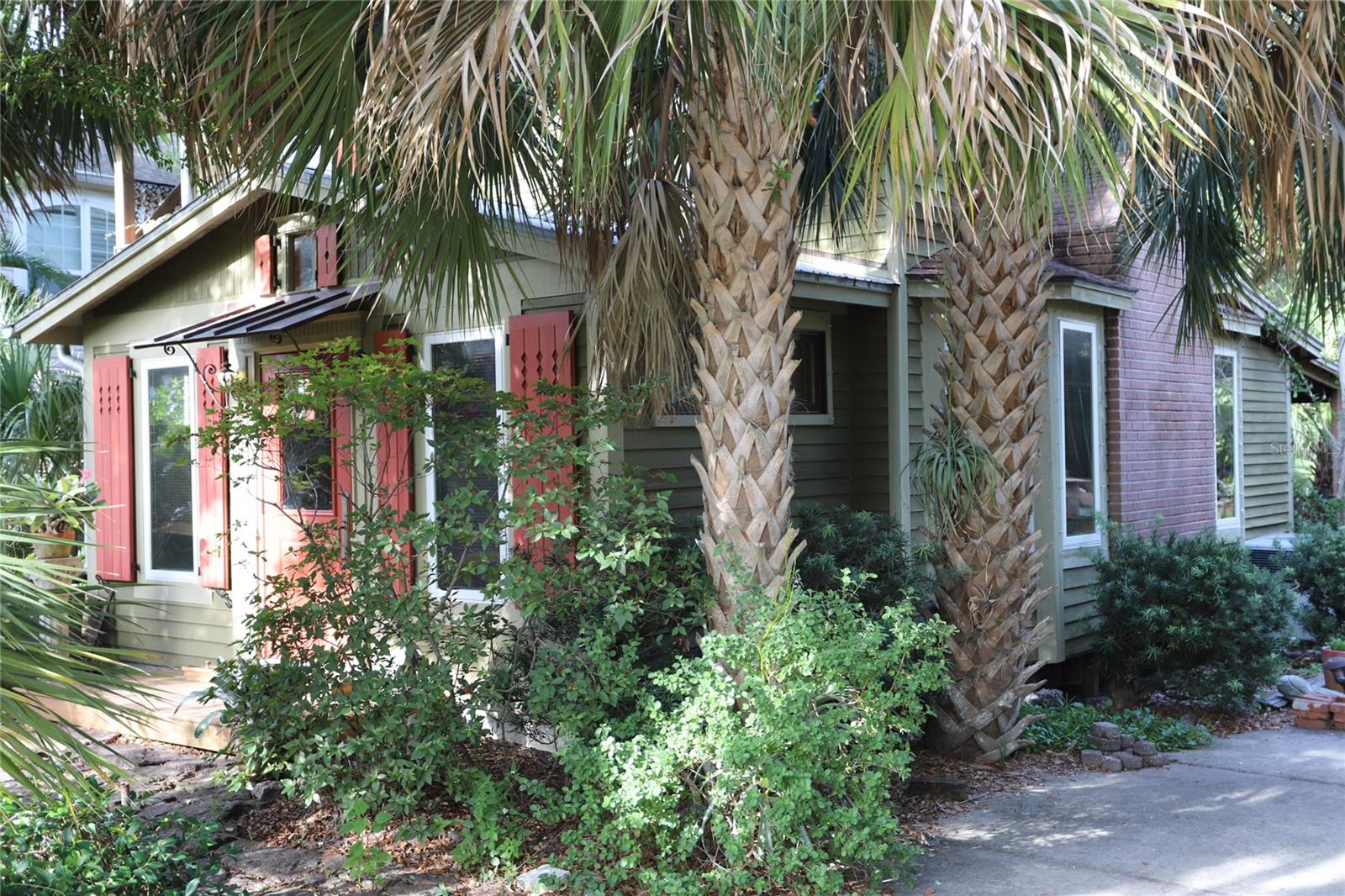 272 Orange Street a-B — photo