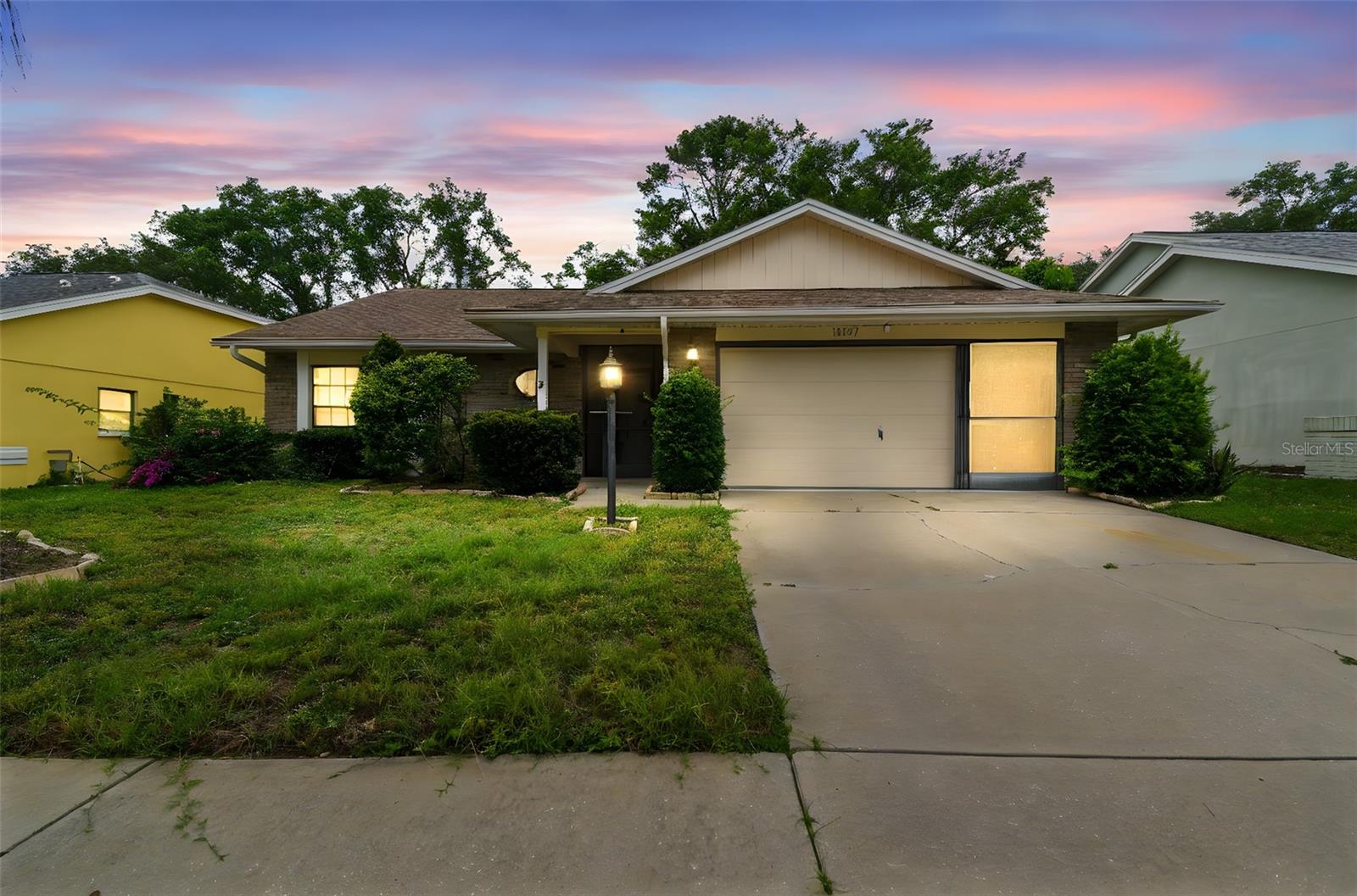 13127 Topflite Court — photo