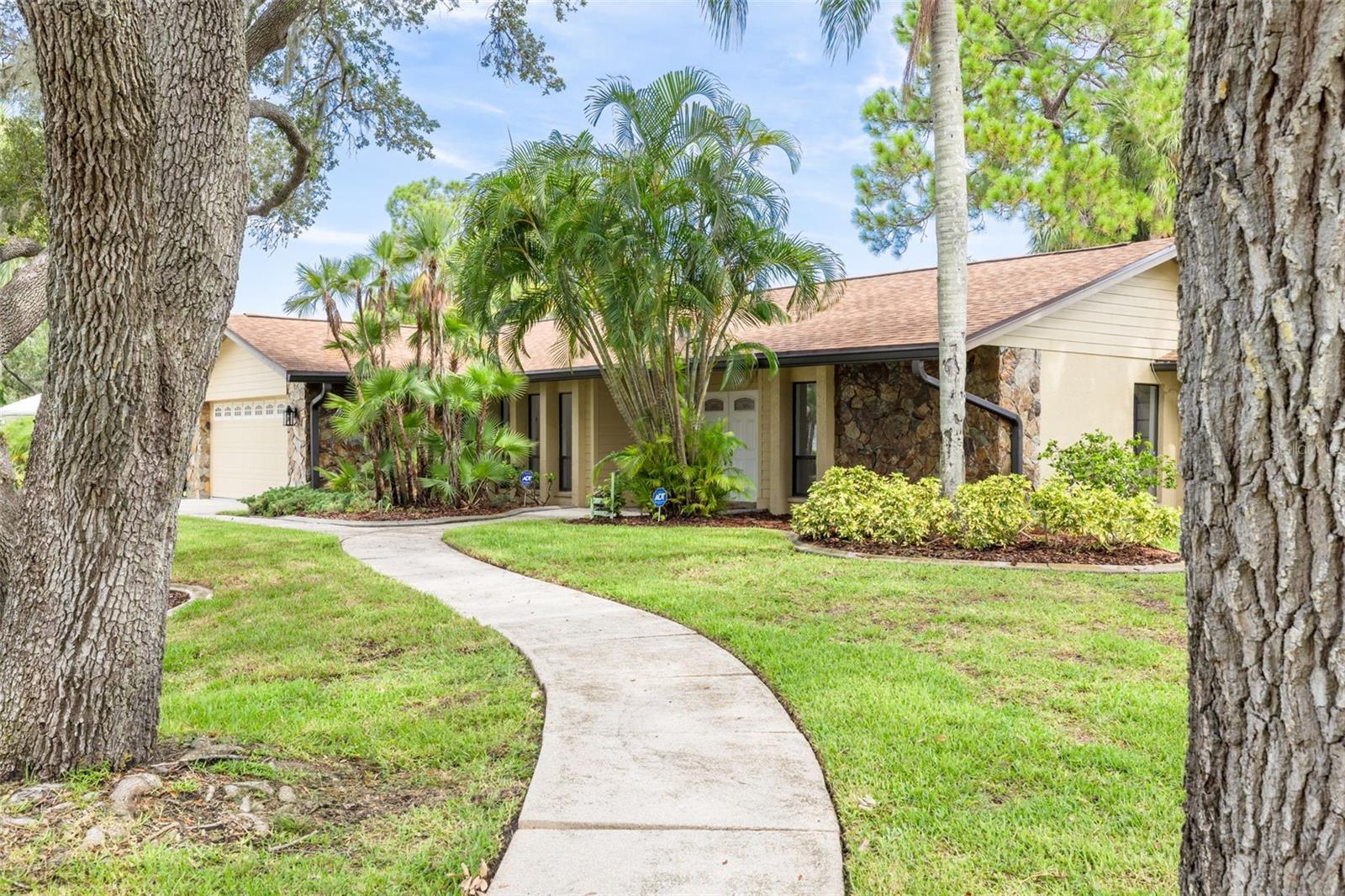 4415 Marine Parkway — photo