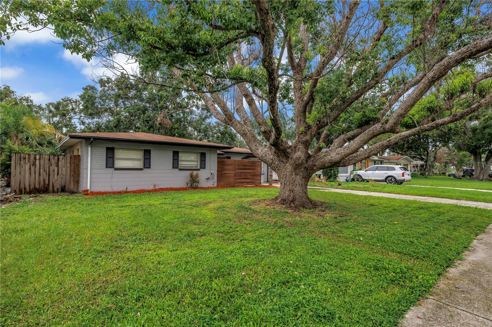 4708 W Coachman Avenue — photo