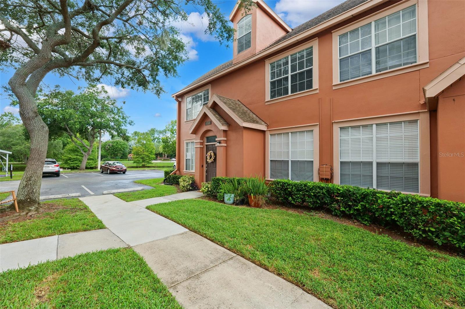 9368 Lake Chase Island Way 9368 — photo