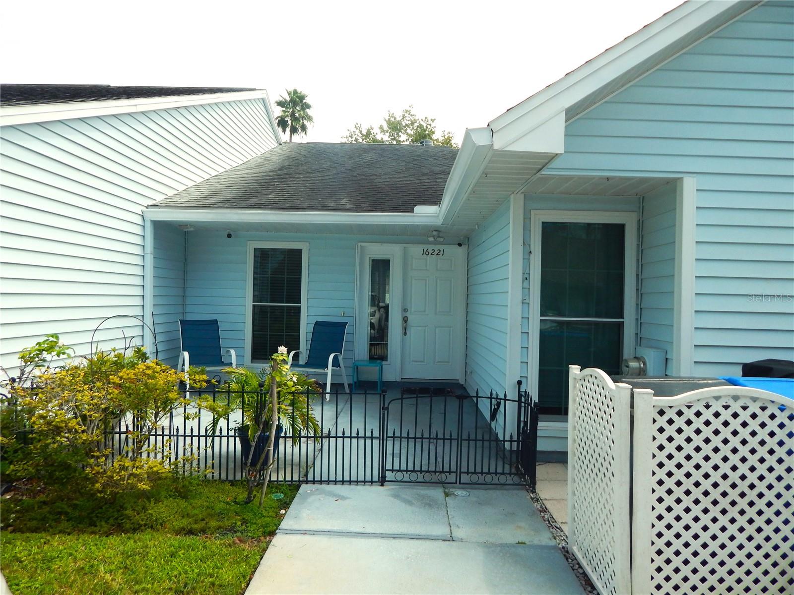 16221 Rambling Vine Drive W — photo