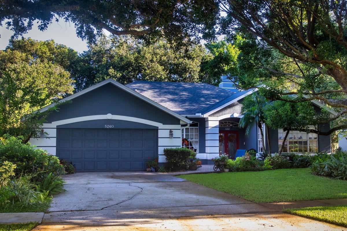 5260 Hammock Circle — photo