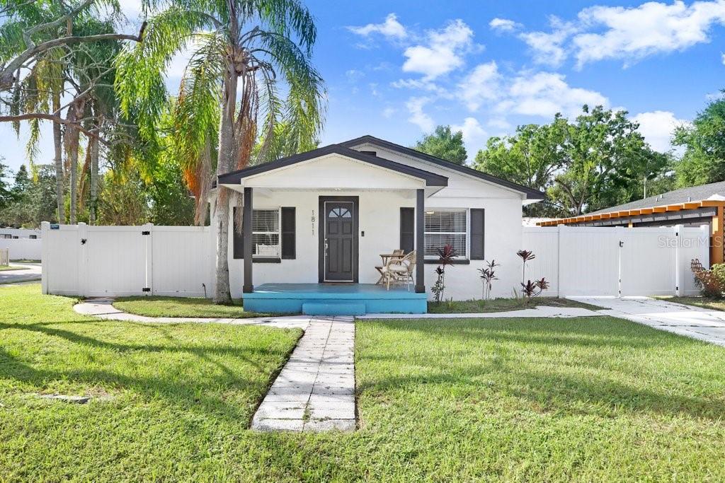 1811 E Palifox Street — photo