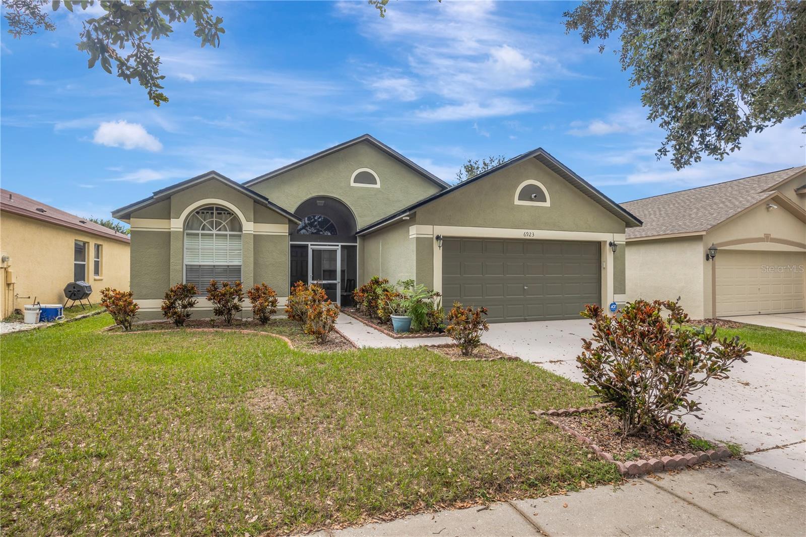 6923 Waterbrook Court — photo
