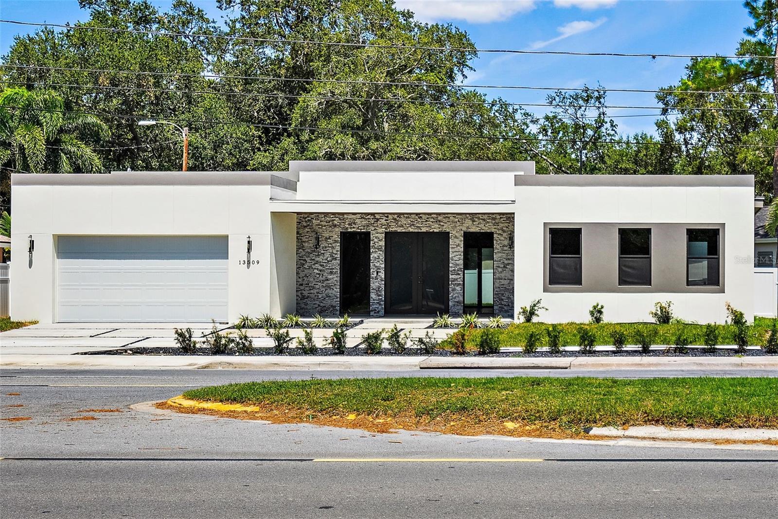 13509 Park Boulevard — photo