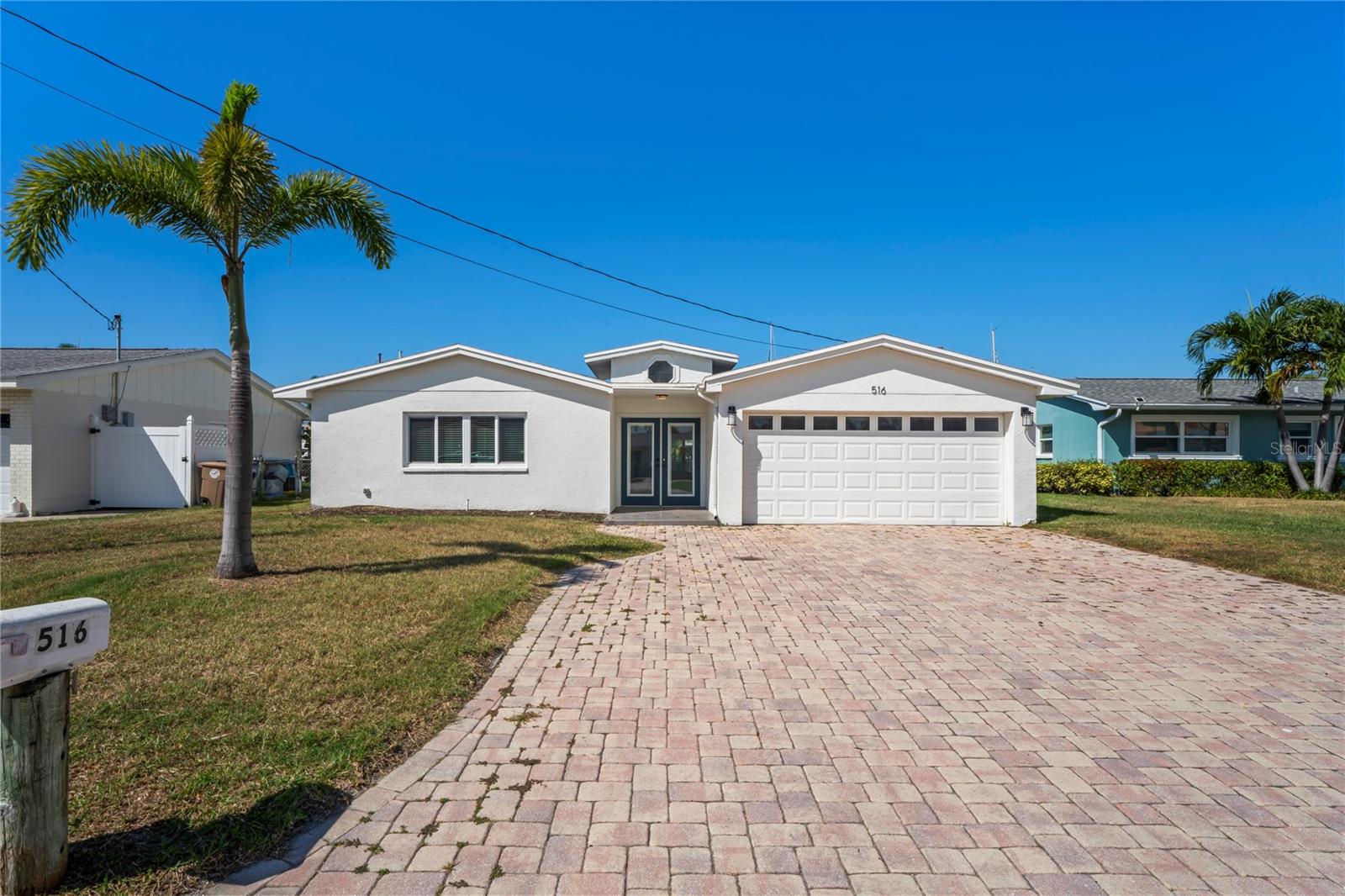 516 Crystal Drive — photo