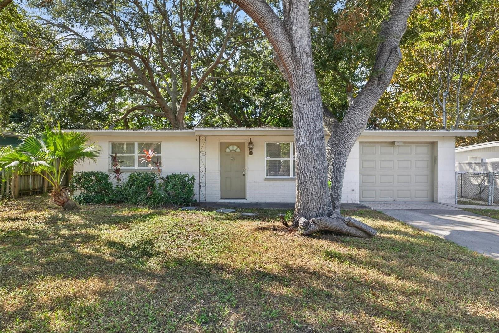 11015 Martha Avenue — photo