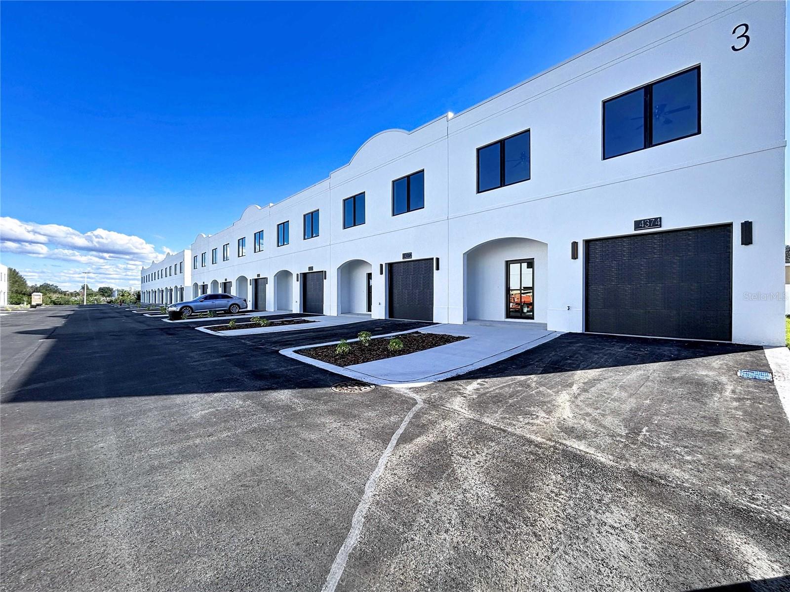 4368 Cambio Gardens Court — photo