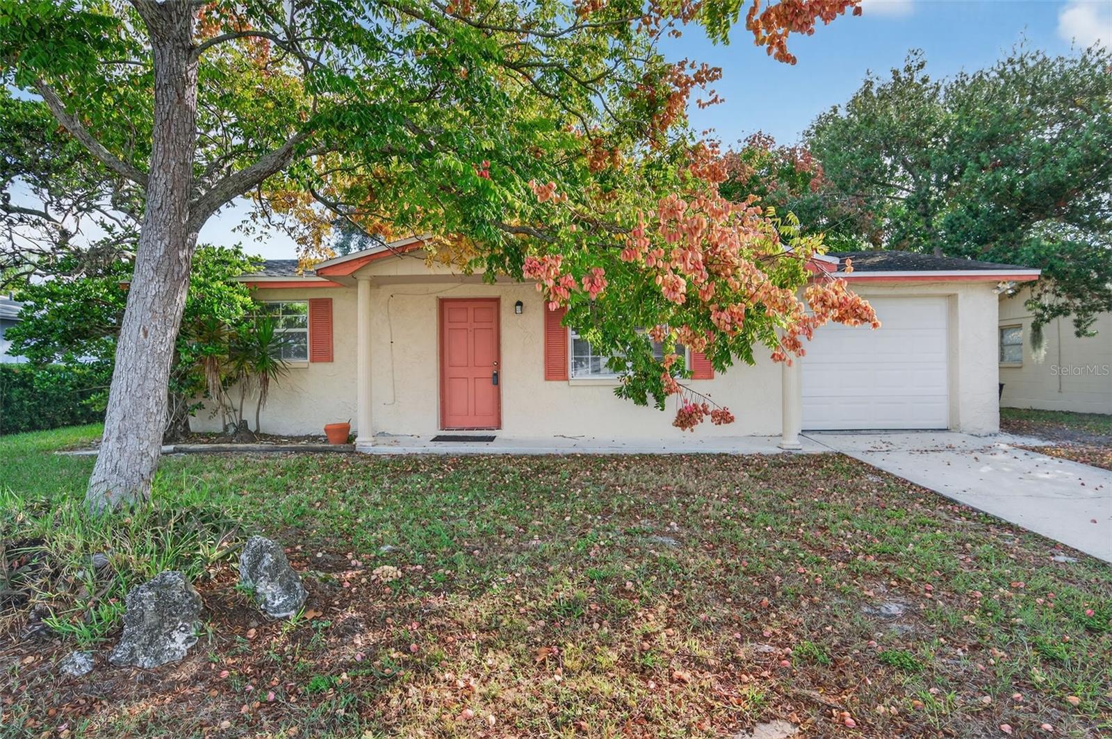 10102 Glen Moor Lane — photo